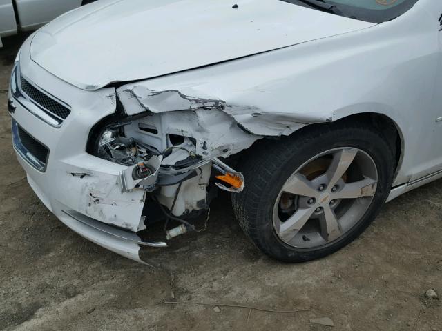 1G1ZC5EU9CF131669 - 2012 CHEVROLET MALIBU 1LT WHITE photo 9