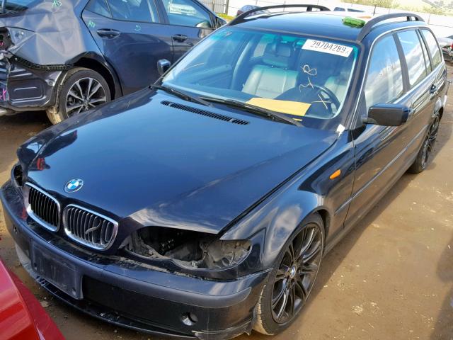 WBAEN33462PC11270 - 2002 BMW 325 IT BLACK photo 2