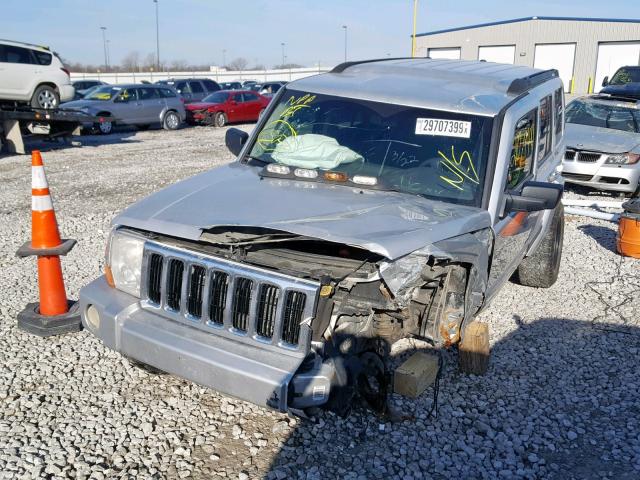 1J8HG48K98C114593 - 2008 JEEP COMMANDER 银色 照片 2