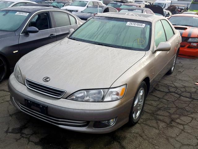 JT8BF28G9Y5102009 - 2000 LEXUS ES 300 GOLD photo 2