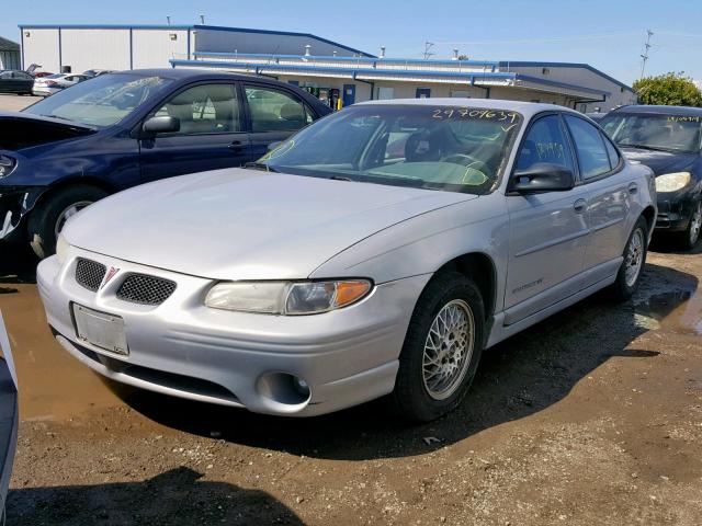 1G2WP52K0YF107905 - 2000 PONTIAC GRAND PRIX GRAY photo 2
