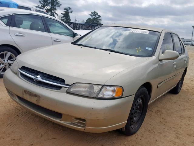 1N4DL01D2WC237080 - 1998 NISSAN ALTIMA XE GOLD photo 2