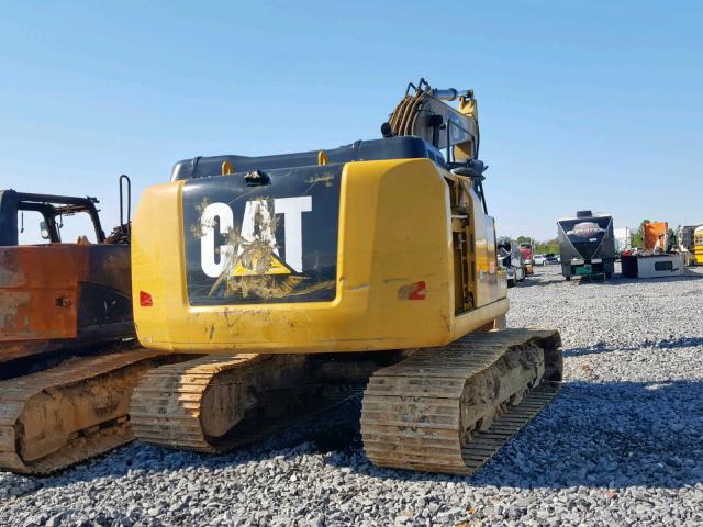 CAT0323FLXCF00617 - 2015 CATERPILLAR EXCAVATOR YELLOW photo 4