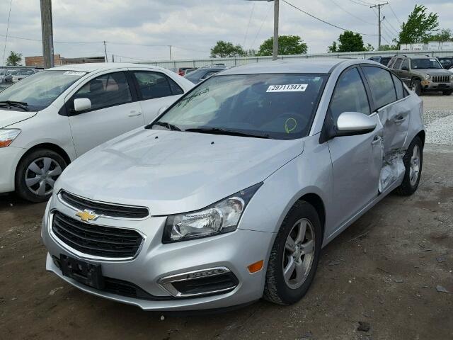 1G1PC5SB4F7175538 - 2015 CHEVROLET CRUZE LT SILVER photo 2