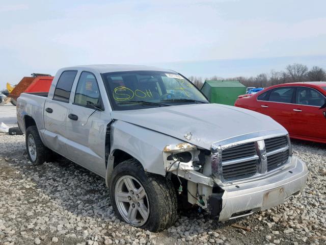 1D7HW28K97S261487 - 2007 DODGE DAKOTA QUA SILVER photo 1