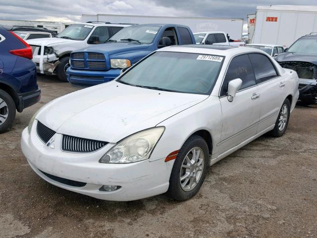 6MMAP67PX4T002662 - 2004 MITSUBISHI DIAMANTE L WHITE photo 2