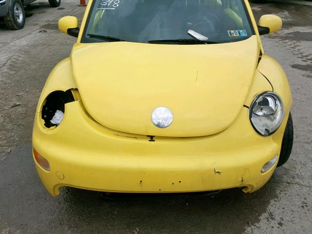 3VWBK31C75M409773 - 2005 VOLKSWAGEN NEW BEETLE Sarı foto 7