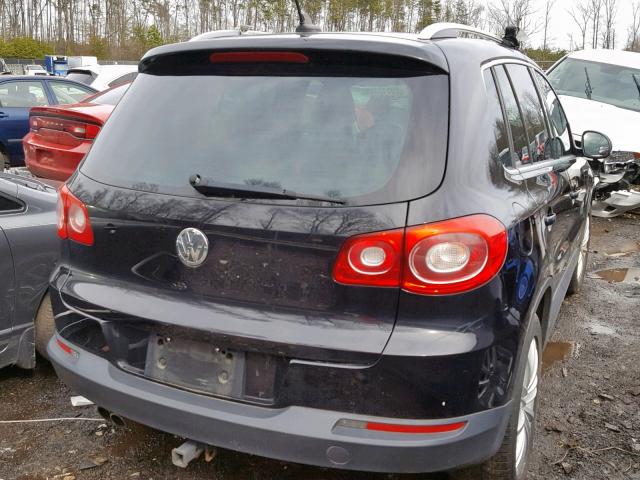 WVGBV75N29W515420 - 2009 VOLKSWAGEN TIGUAN SE BLACK photo 4