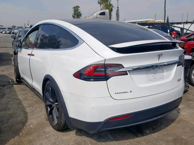 5YJXCDE47HF051341 - 2017 TESLA MODEL X WHITE photo 3