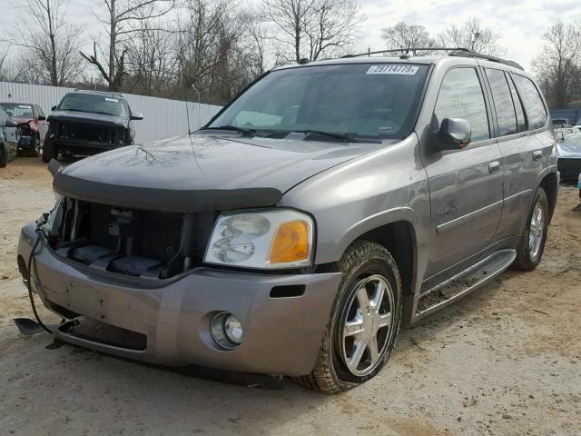 1GKET63M952382415 - 2005 GMC ENVOY DENA SILVER photo 2