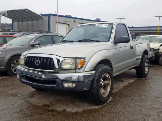 5TENL42N02Z882724 - 2002 TOYOTA TACOMA SILVER photo 2