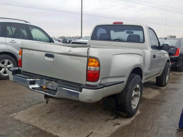 5TENL42N02Z882724 - 2002 TOYOTA TACOMA SILVER photo 4