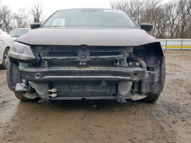 3VW2K7AJ8DM371300 - 2013 VOLKSWAGEN JETTA BASE BROWN photo 9