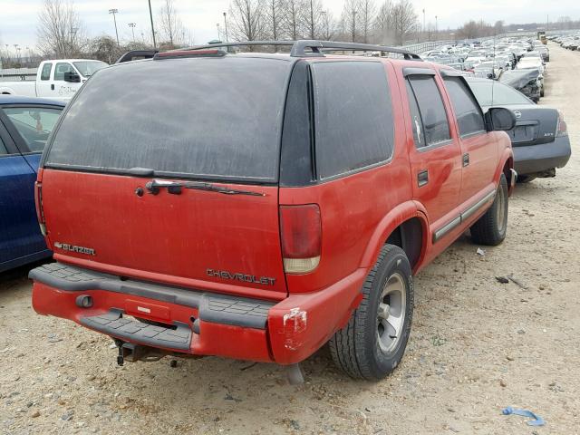 1GNCS13W4YK201999 - 2000 CHEVROLET BLAZER RED photo 4