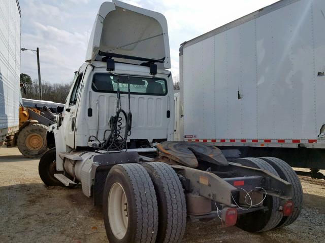 1FUBCYCY3FHGR3409 - 2015 FREIGHTLINER M2 106 MED WHITE photo 3