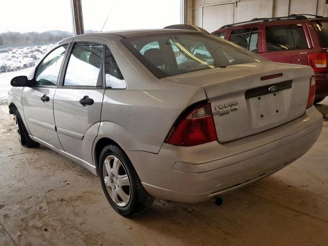 1FAFP34N67W109623 - 2007 FORD FOCUS ZX4 SILVER photo 3