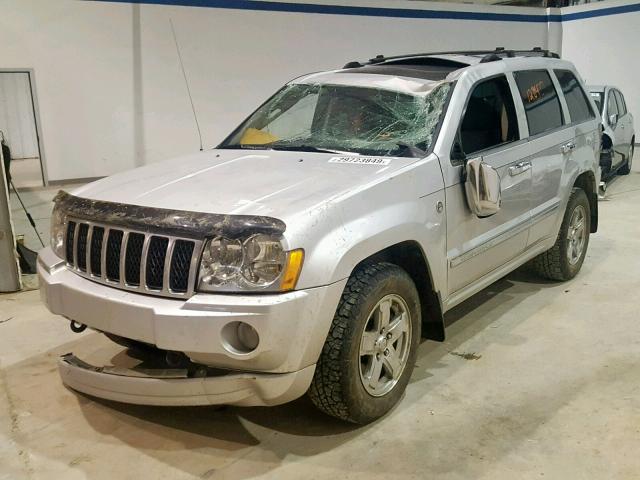 1J8HR68277C608388 - 2007 JEEP GRAND CHER SILVER photo 2