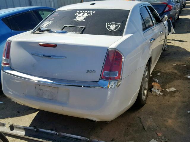 2C3CCAAG4CH272982 - 2012 CHRYSLER 300 WHITE photo 4