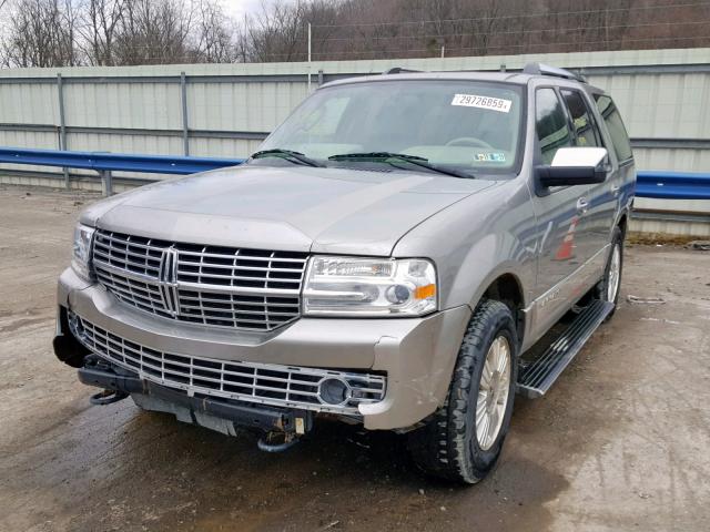 5LMFU28508LJ17719 - 2008 LINCOLN NAVIGATOR Gümüş foto 2