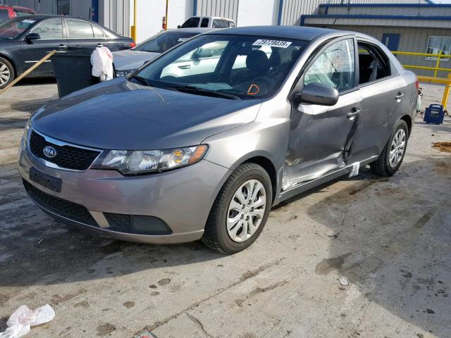 KNAFU4A21C5613139 - 2012 KIA FORTE EX SILVER photo 2