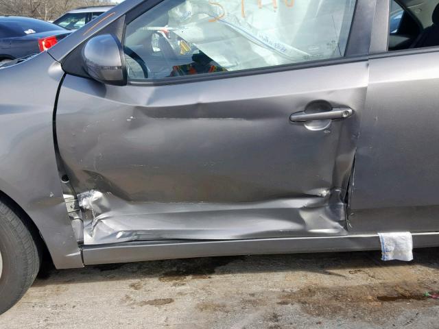 KNAFU4A21C5613139 - 2012 KIA FORTE EX SILVER photo 9