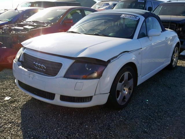 TRUUT28N221037574 - 2002 AUDI TT QUATTRO WHITE photo 2