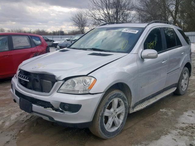 4JGBB22E57A206034 - 2007 MERCEDES-BENZ ML 320 CDI SILVER photo 2