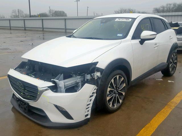 JM1DKDC79K0418569 - 2019 MAZDA CX-3 TOURI WHITE photo 2