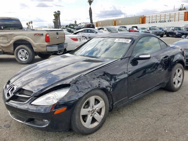 WDBWK54F26F081345 - 2006 MERCEDES-BENZ SLK 280 BLACK photo 2