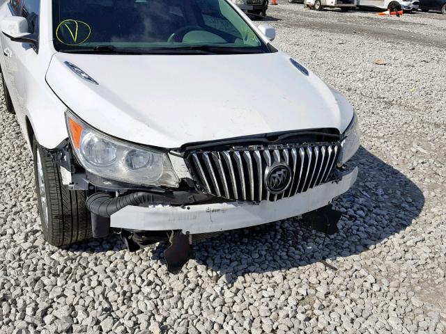 1G4GA5ER0DF185360 - 2013 BUICK LACROSSE WHITE photo 9