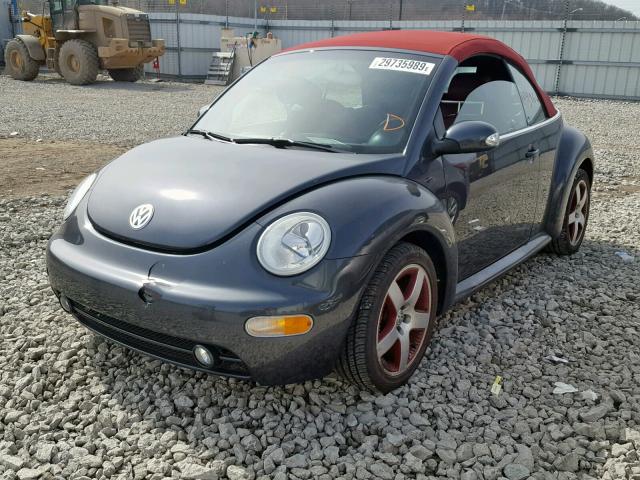 3VWCM31Y85M358570 - 2005 VOLKSWAGEN NEW BEETLE Zweifarbig Foto 2