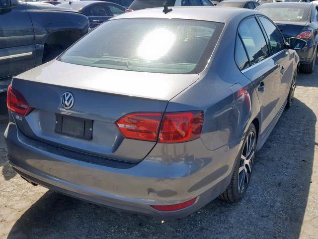 3VW5A7AJ4CM091470 - 2012 VOLKSWAGEN JETTA GLI GRAY photo 4