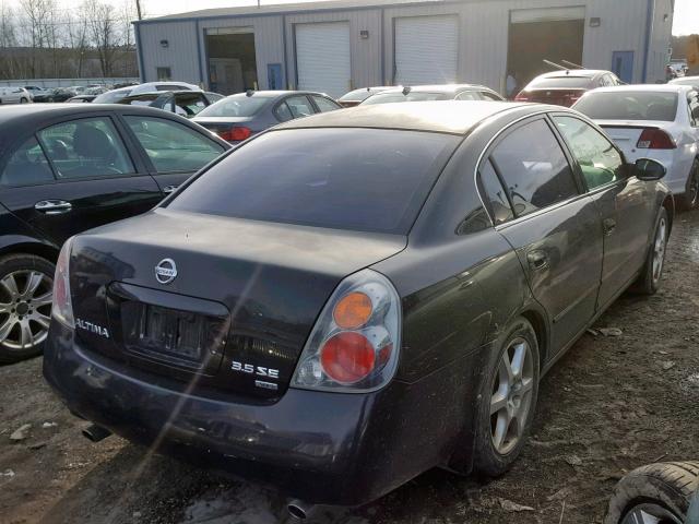 1N4BL11E82C108776 - 2002 NISSAN ALTIMA SE BLACK photo 4