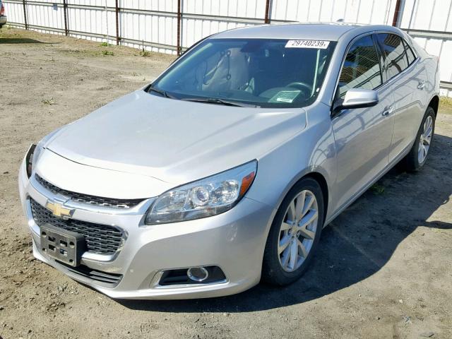 1G11E5SA5GF138772 - 2016 CHEVROLET MALIBU LIM SILVER photo 2