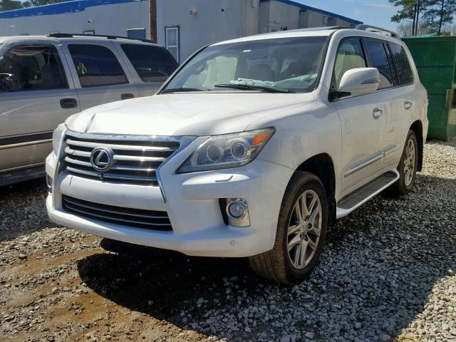 JTJHY7AX7D4087326 - 2013 LEXUS LX 570 WHITE photo 2