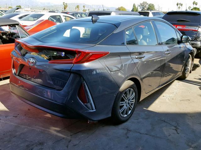 JTDKARFP3H3013205 - 2017 TOYOTA PRIUS PRIM 灰色 照片 4