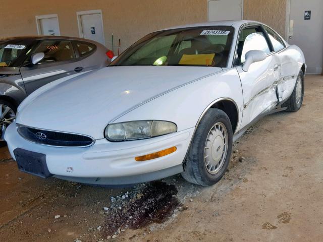 1G4GD22K1S4709492 - 1995 BUICK RIVIERA WHITE photo 2