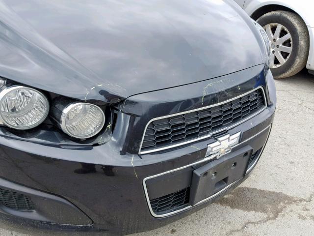 1G1JA5SH2D4209698 - 2013 CHEVROLET SONIC LS 黑色 照片 9