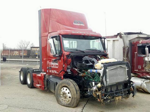 4V4NC9EG1KN204775 - 2019 VOLVO VN VNL MAROON photo 1