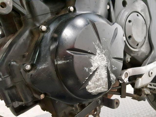 JKAEXEC109DA29598 - 2009 KAWASAKI EX650 C 黑色 照片 15