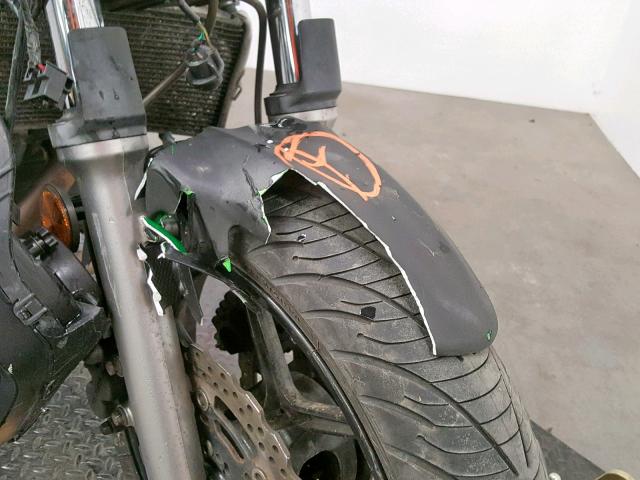 JKAEXEC109DA29598 - 2009 KAWASAKI EX650 C 黑色 照片 9