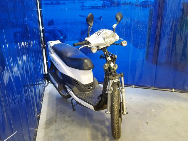 REGBS1D05GXAE1840 - 2016 OTHER MOPED WHITE photo 1