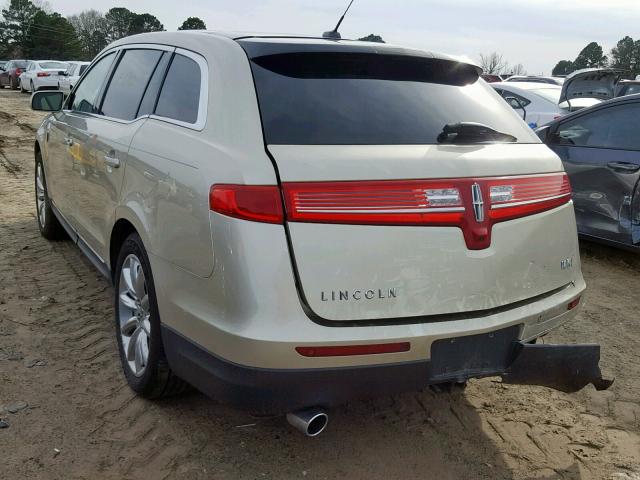 2LMHJ5FR8ABJ17960 - 2010 LINCOLN MKT GOLD photo 3