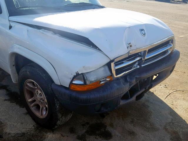 1D7GL12K24S621072 - 2004 DODGE DAKOTA SXT WHITE photo 9