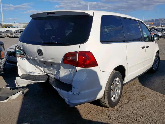 2V4RW4D12AR406858 - 2010 VOLKSWAGEN ROUTAN S WHITE photo 4