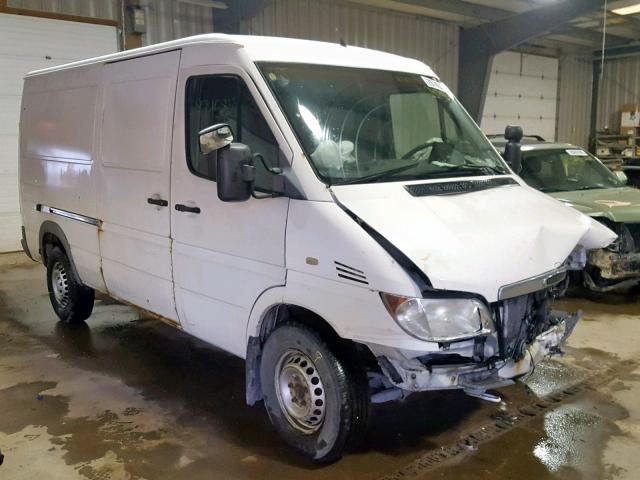 WDYPD644765962542 - 2006 FREIGHTLINER SPRINTER 2 WHITE photo 1