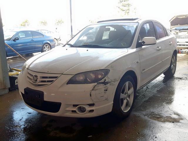 JM1BK123661457818 - 2006 MAZDA 3 S WHITE photo 2