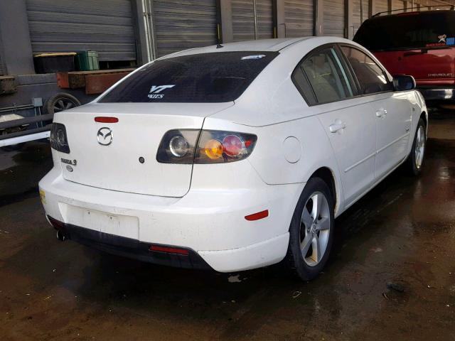 JM1BK123661457818 - 2006 MAZDA 3 S WHITE photo 4