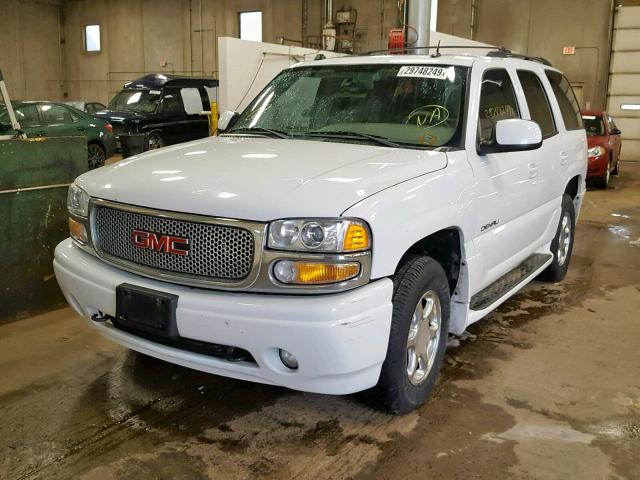 1GKEK63U95J145710 - 2005 GMC YUKON DENA WHITE photo 2