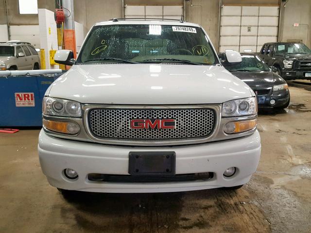 1GKEK63U95J145710 - 2005 GMC YUKON DENA WHITE photo 9